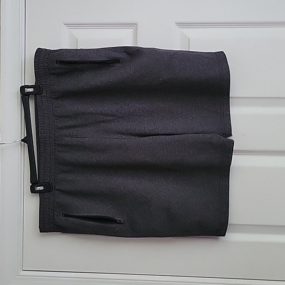 Old Navy Active 4 Way Stretch Men's Shorts - Picture 1 of 10